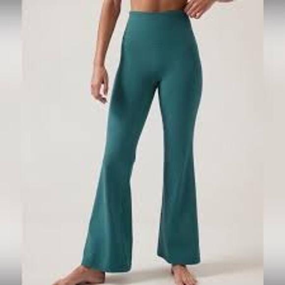 Athleta Elation Flare Pant Womens Sz Large Borealis Green - Picture 1 of 6